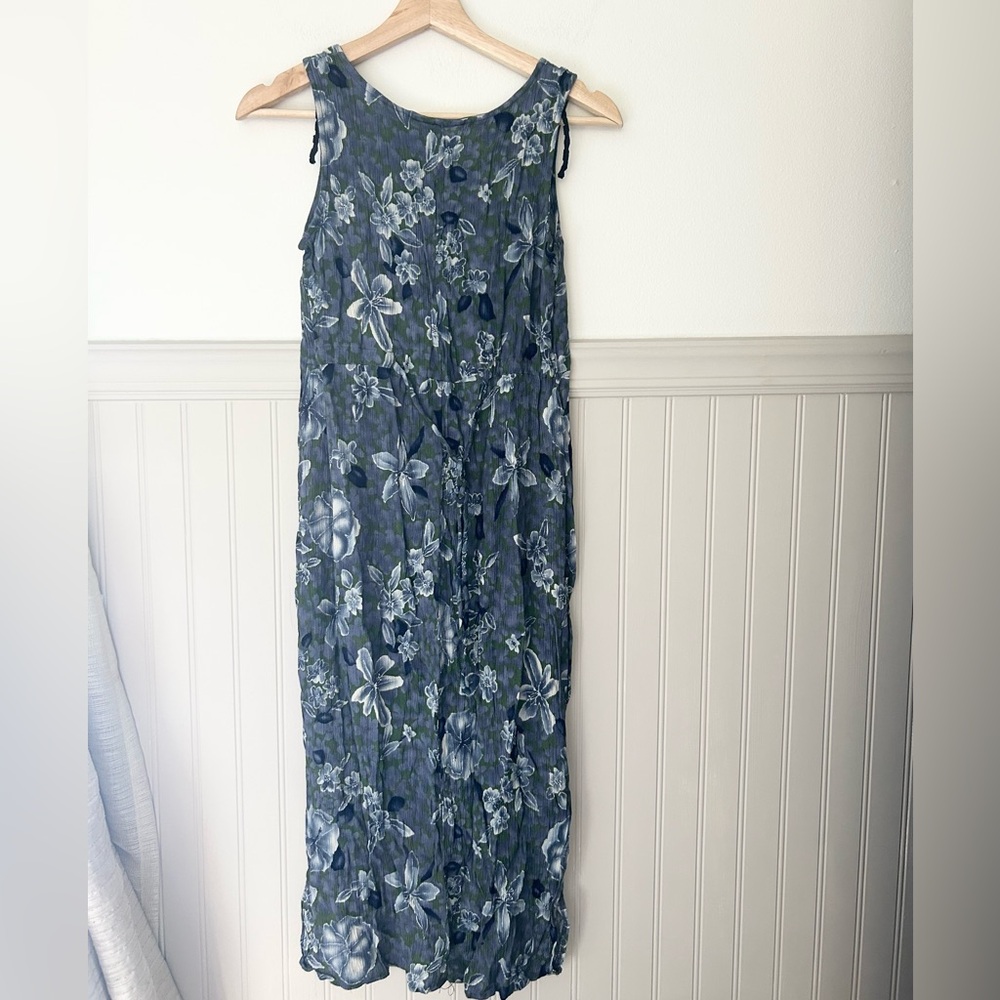 Forever Caroline Blue Floral Gauzy Sleeveless Midi Dress Size 10 Side Slits - Picture 4 of 5